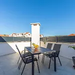 Beautiful In Okrug Gornji تروغير