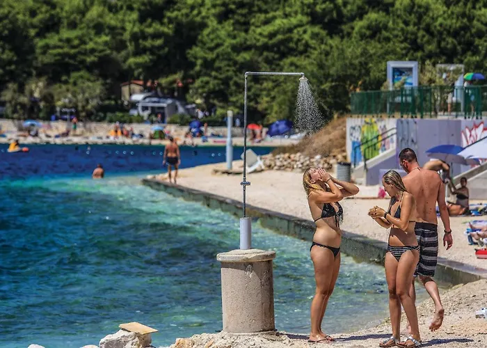 Apartament Beautiful In Okrug Gornji *